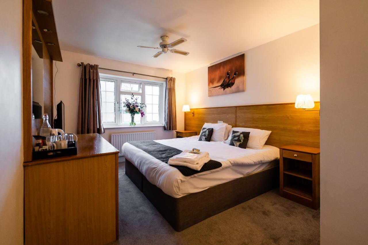 The Pheasant Hotel Уокингем Экстерьер фото